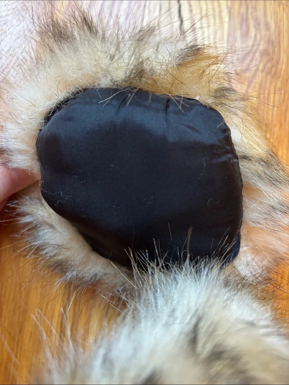 ZLYC Leopard-Print Faux Fur Earmuffs in Brown
